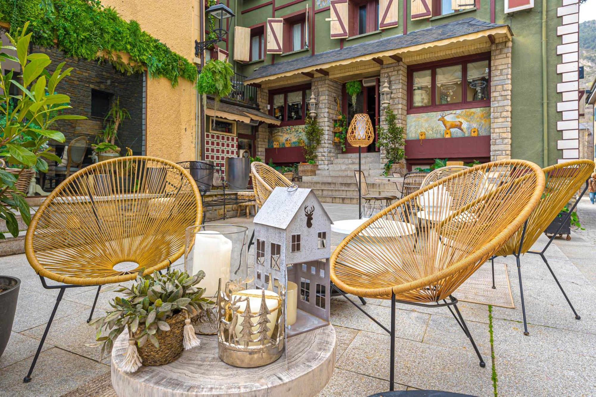 Hotel El Ciervo Вьелья Экстерьер фото